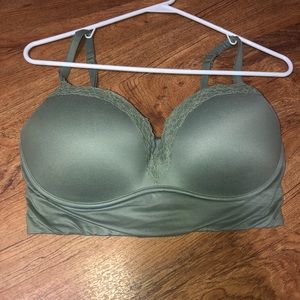 Comfy green Victoria’s Secret bra 36D